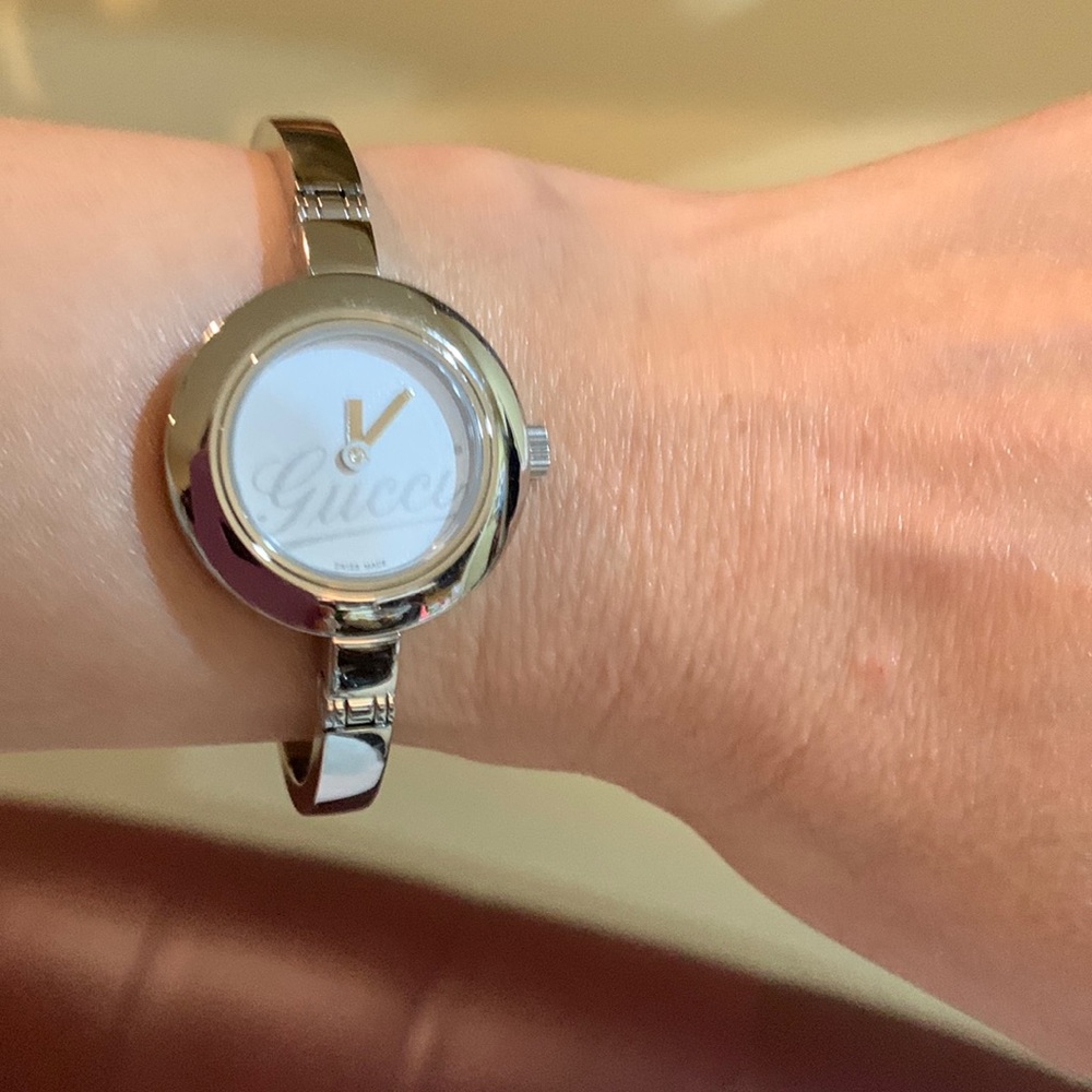 Watch was given to a friend. 

I apologize for not deleting ad.